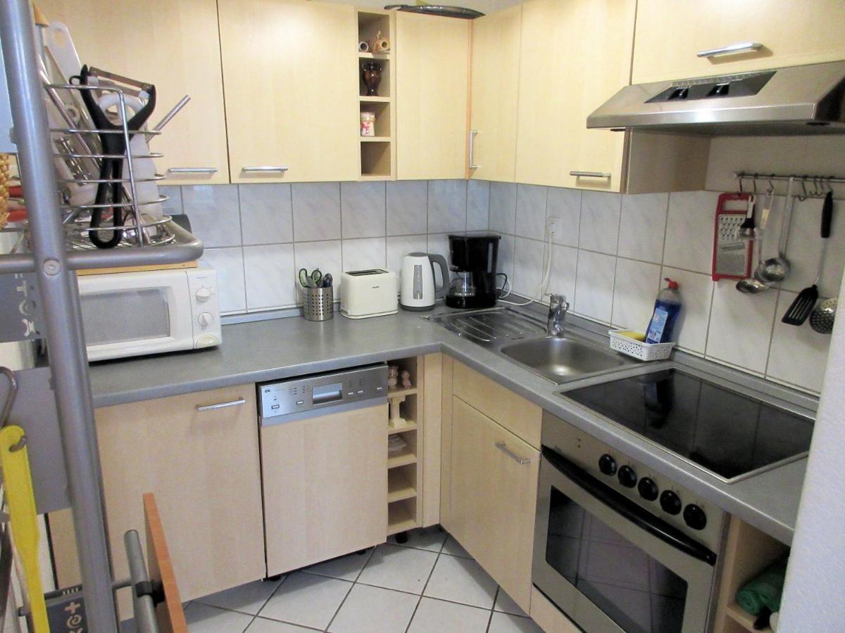 Private Apartment Near Fair Ground Hannover Exterior photo